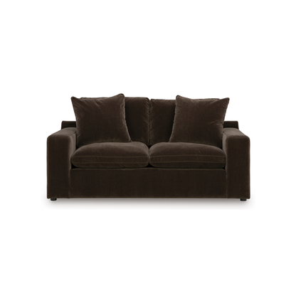 Maxton Heights Loveseat