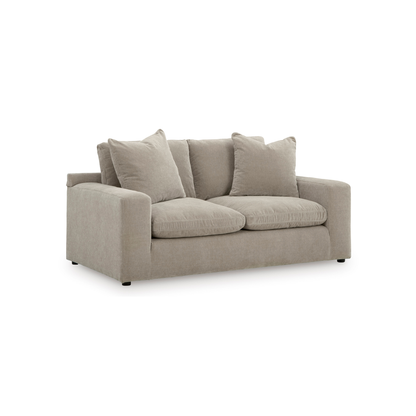 Maxton Heights Loveseat