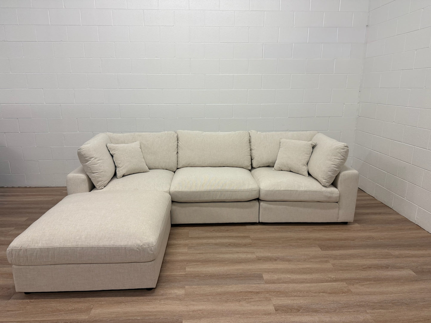 Serene Modular Sectional
