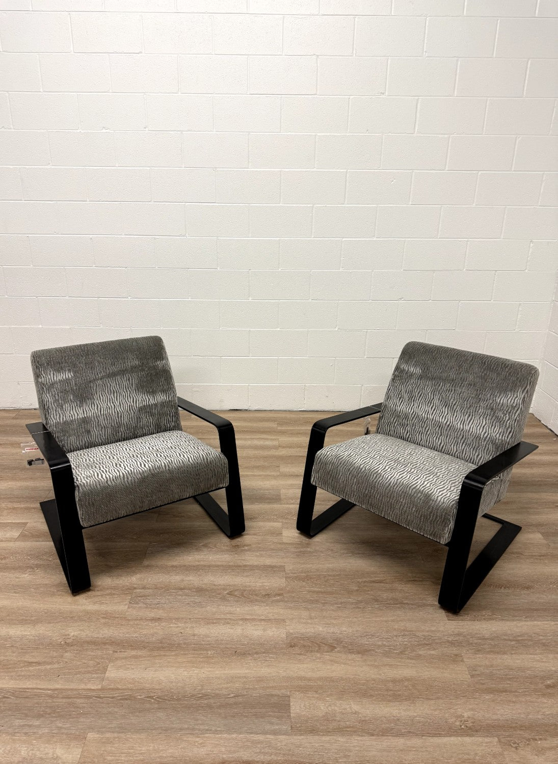 Arterior’s Home Torcello Chair Lichen Velvet Set